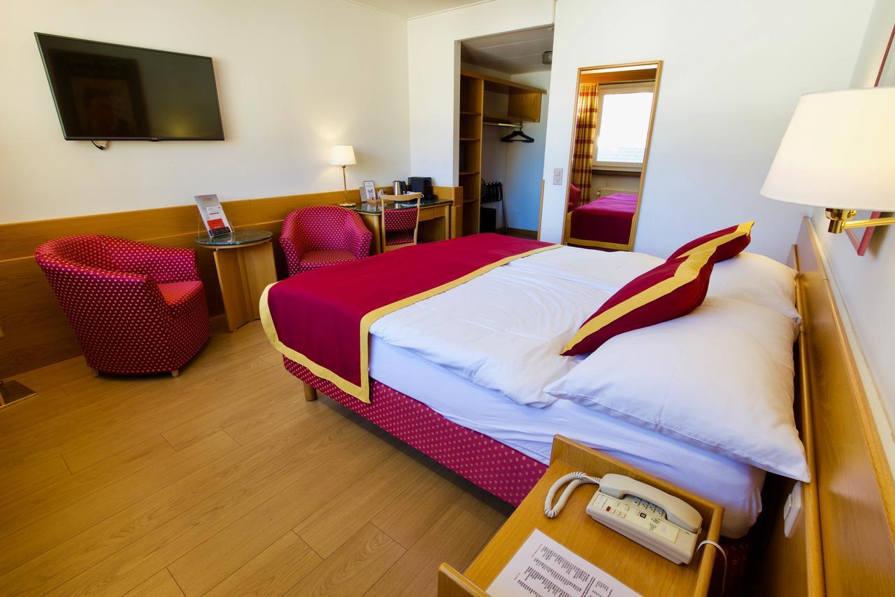 Hotel Du Rhone Сьйон Екстер'єр фото