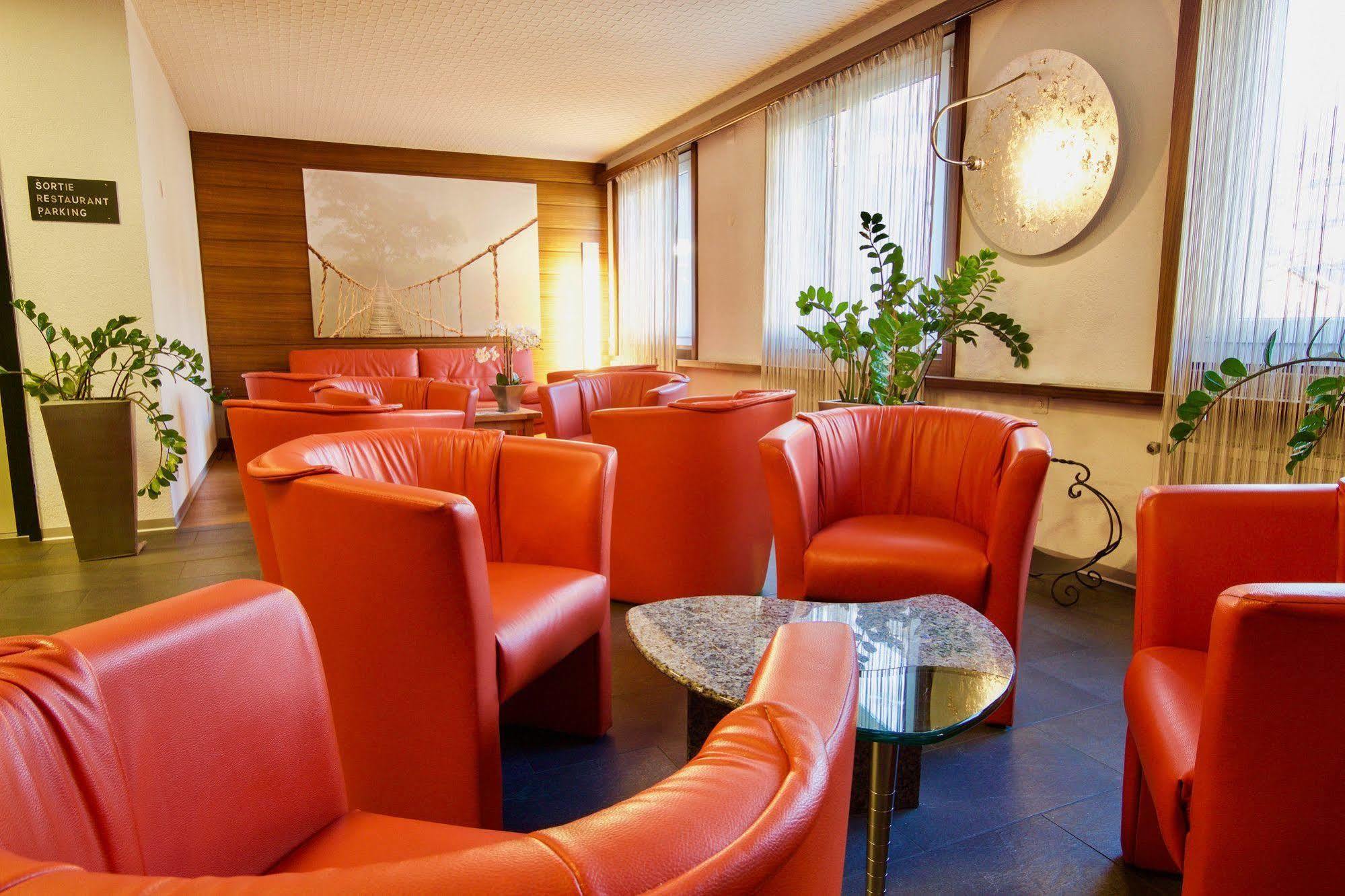 Hotel Du Rhone Сьйон Екстер'єр фото